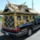 Illustration for article titled A Lincoln Town Car Hearse in Japan Have All Sorts of Wow